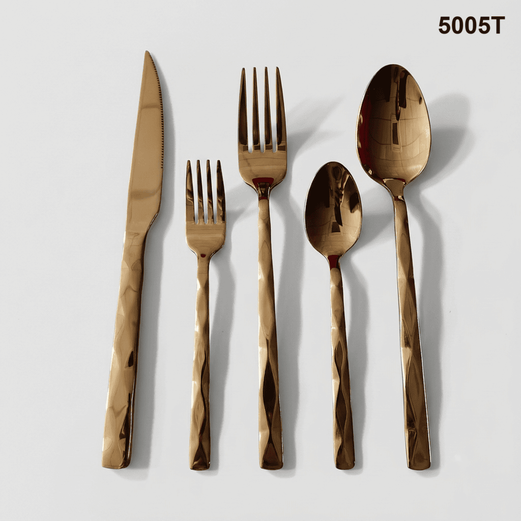 5005T sculpted, angular facets that create a twisted reflective effect along the handles 20-piece flatware set