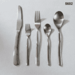 5602 20-Piece 18/0 Stainless Steel Satin Rounded Handle Flatware Set for Wholesale product image