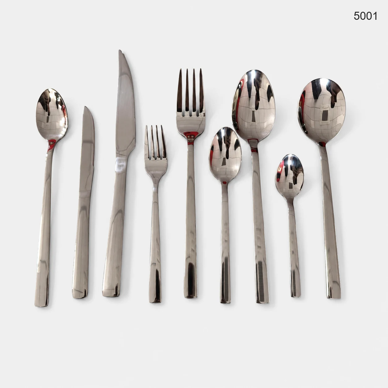 5001 silver flatware collection with smooth square handles