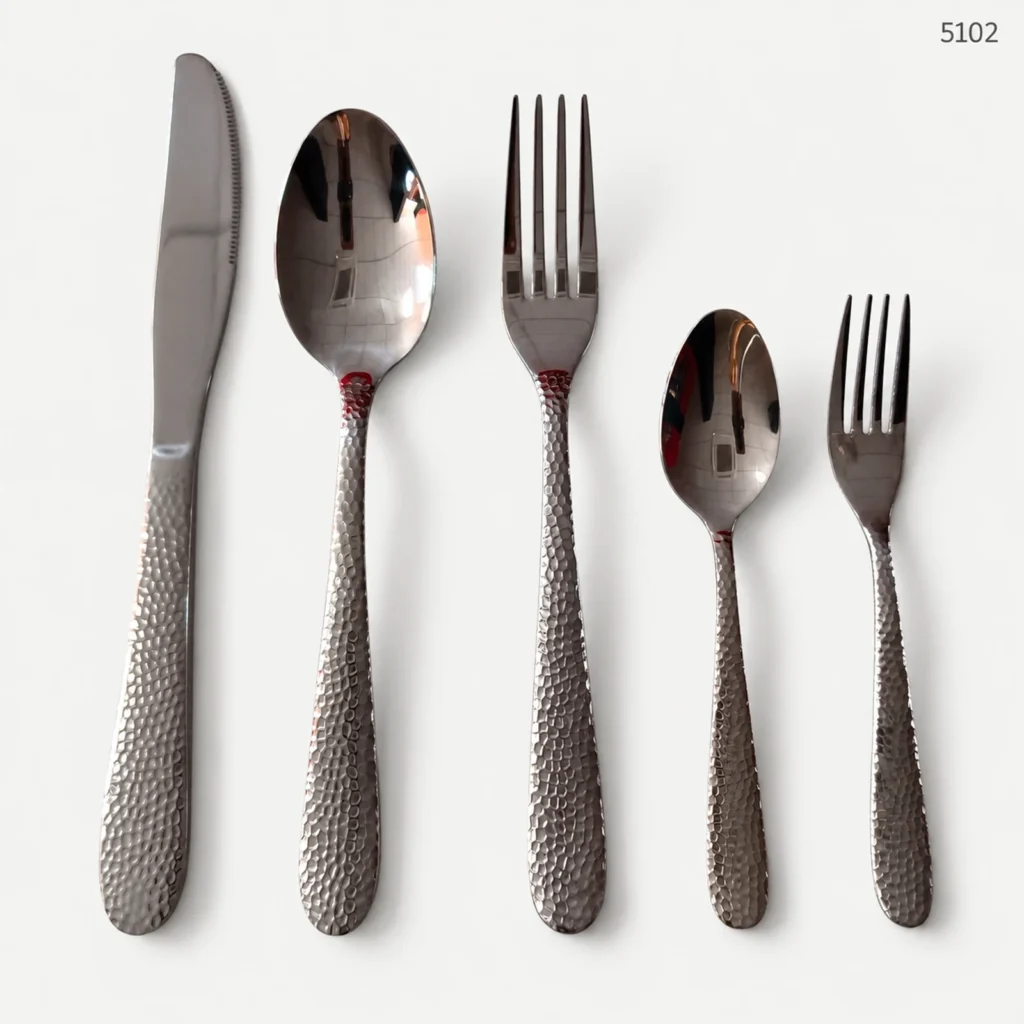 5102 18/0 cutlery with textured rounded handles